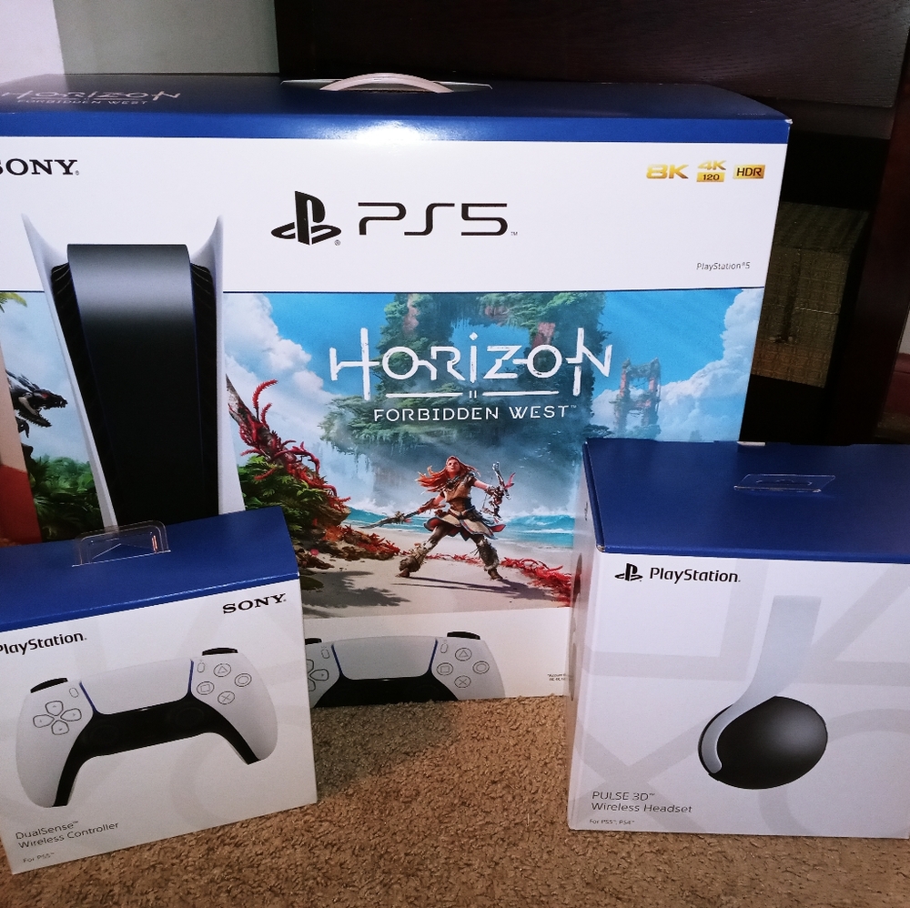 Sealed PS5 Disc Edition Horizon Gamers Bundle
